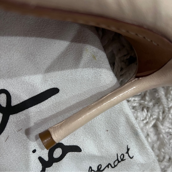 Alice and Olivia lace up booties - Picture 8 of 12